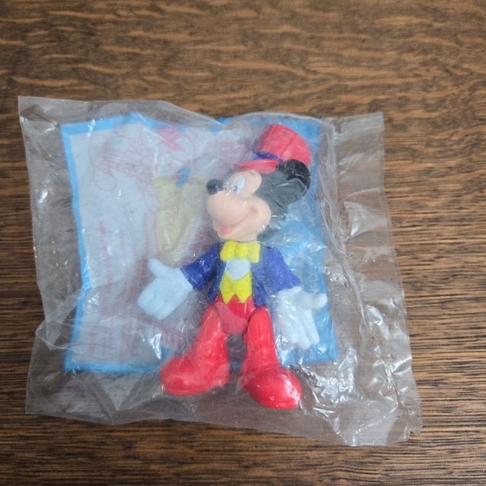 Walt Disney McDonalds Happy‎ Meal Toy Multi Mickey In USA Epcot Rare Sealed - Picture 3 of 3